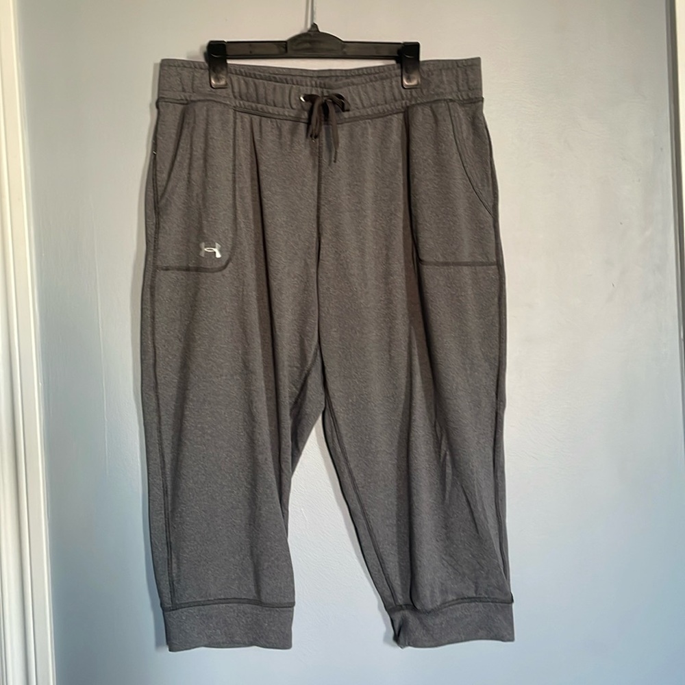 Activity pants Under armor women’s grey pants